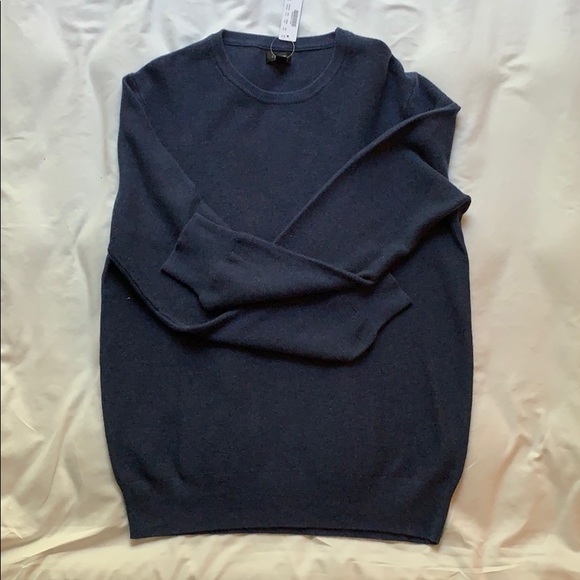 Men’s Navy Blue J. Crew Sweater - Picture 5 of 7